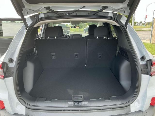 Photo of 2025 Space Silver Metallic Ford Escape