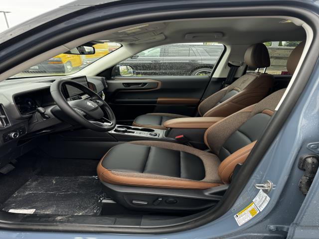 Photo of 2025 Azure Gray Metallic Tri-Coat Ford Bronco Sport