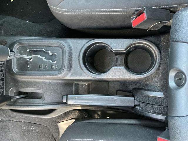 Photo of 2015 Anvil Clearcoat Jeep Wrangler Unlimited