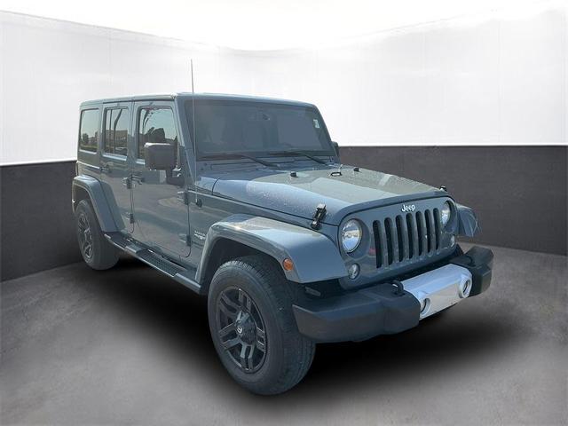Photo of 2015 Anvil Clearcoat Jeep Wrangler Unlimited