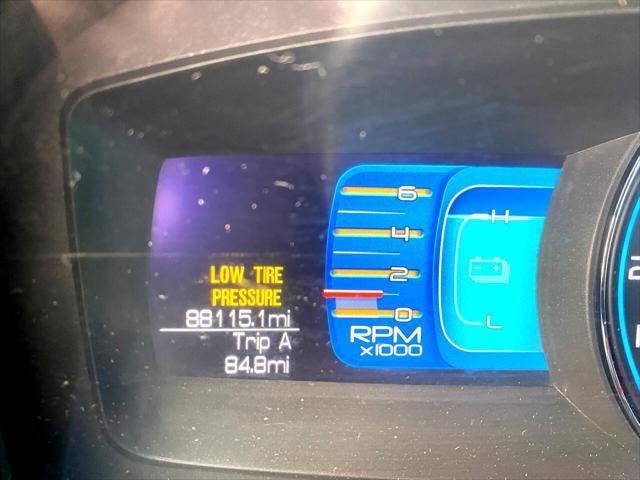 Photo of 2011 Gray Ford Fusion Hybrid