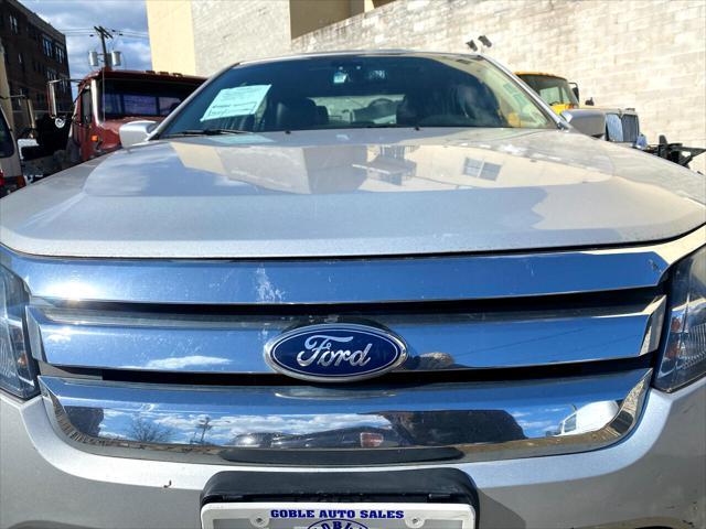 Photo of 2011 Gray Ford Fusion Hybrid