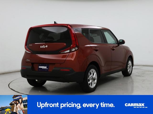 Photo of 2022 Orange Kia Soul