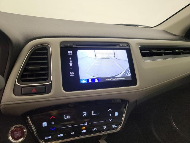 Photo of 2016 White Honda HR-V