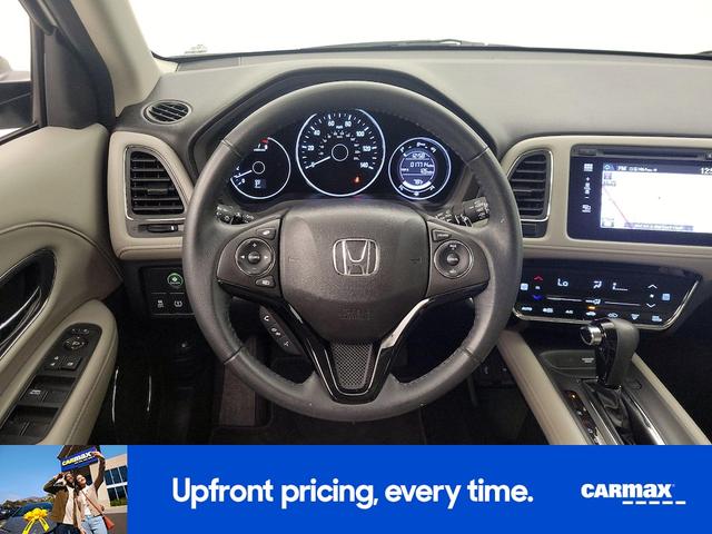 Photo of 2016 White Honda HR-V