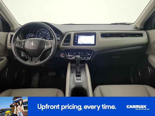 Photo of 2016 White Honda HR-V