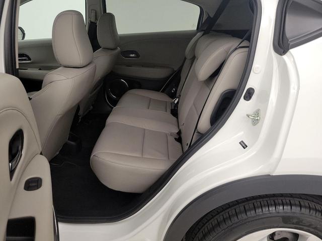 Photo of 2016 White Honda HR-V