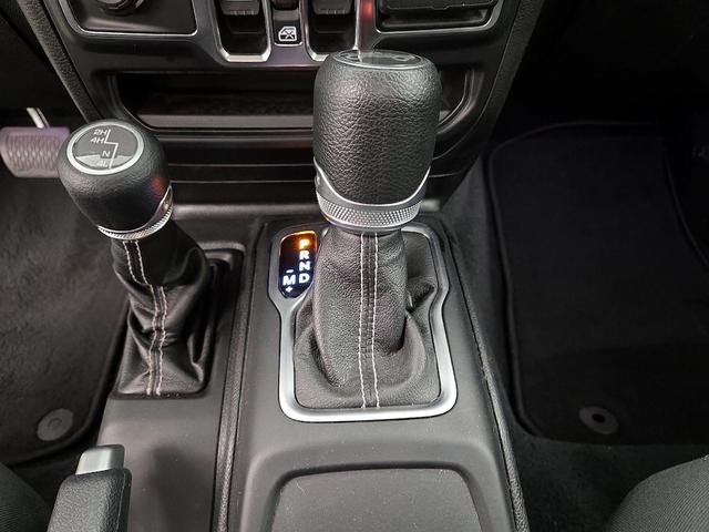 Photo of 2019 Green Jeep Wrangler