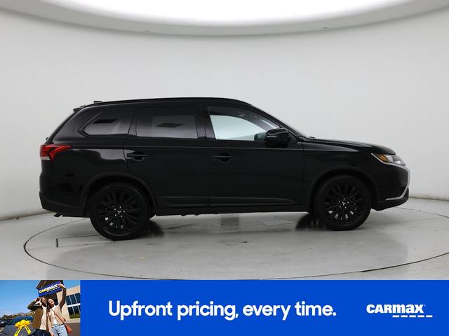 Photo of 2020 Black Mitsubishi Outlander
