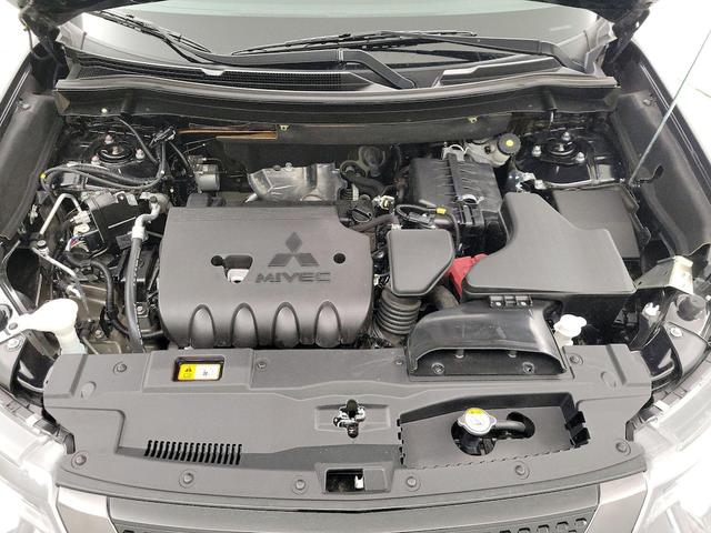 Photo of 2020 Black Mitsubishi Outlander