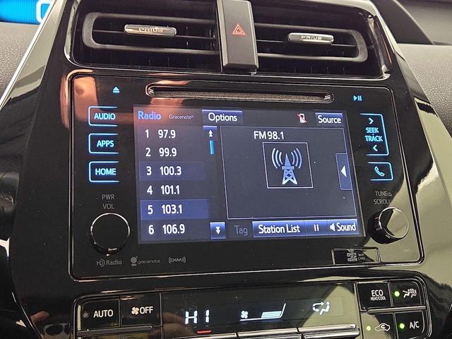 Photo of 2016 Blue Toyota Prius