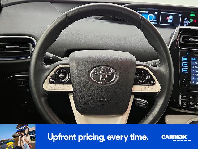 Photo of 2016 Blue Toyota Prius