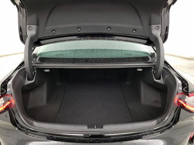 Photo of 2022 Black Acura TLX