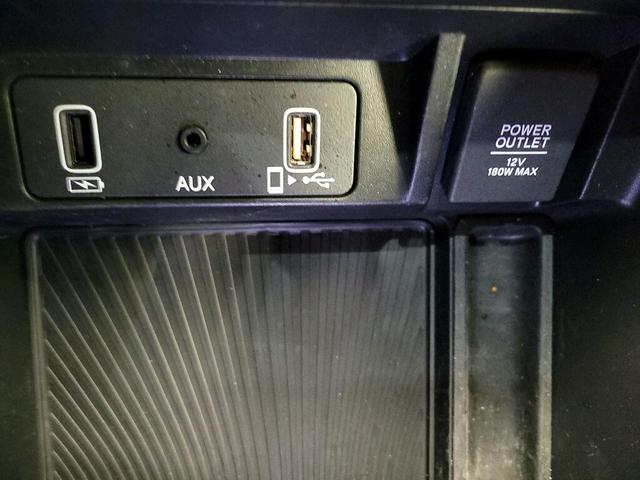 Photo of 2022 Black Acura TLX
