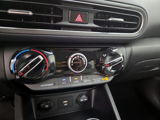 Photo of 2022 White Hyundai KONA