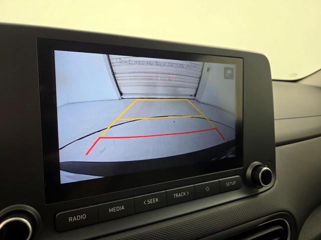 Photo of 2022 White Hyundai KONA