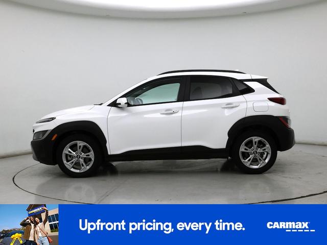 Photo of 2022 White Hyundai KONA