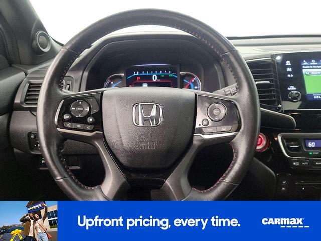 Photo of 2022 Gray Honda Pilot