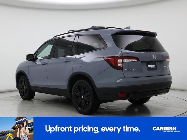 Photo of 2022 Gray Honda Pilot