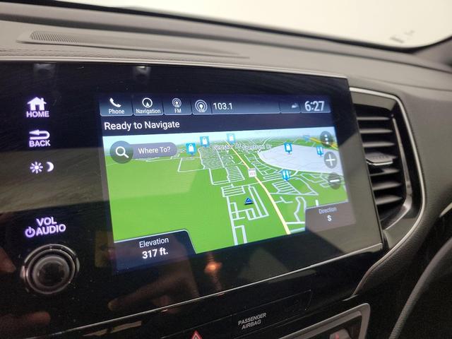 Photo of 2022 Gray Honda Pilot