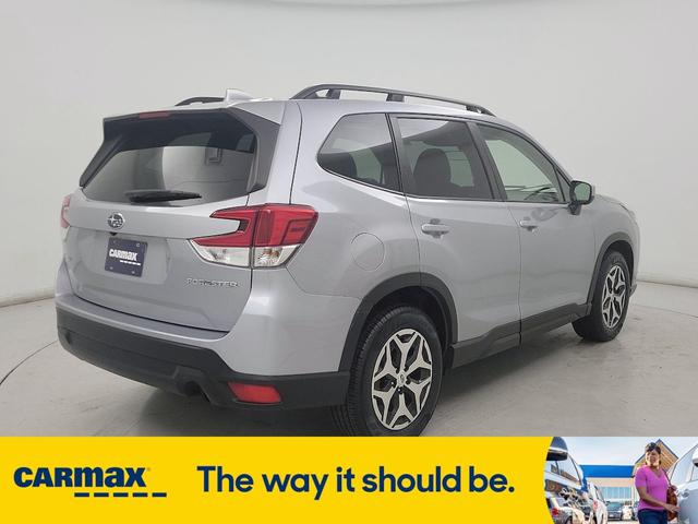 Photo of 2022 Silver Subaru Forester