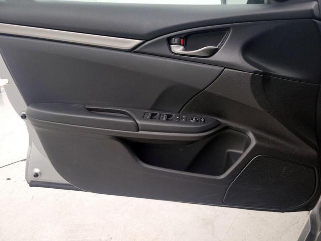 Photo of 2020 Silver Honda Civic