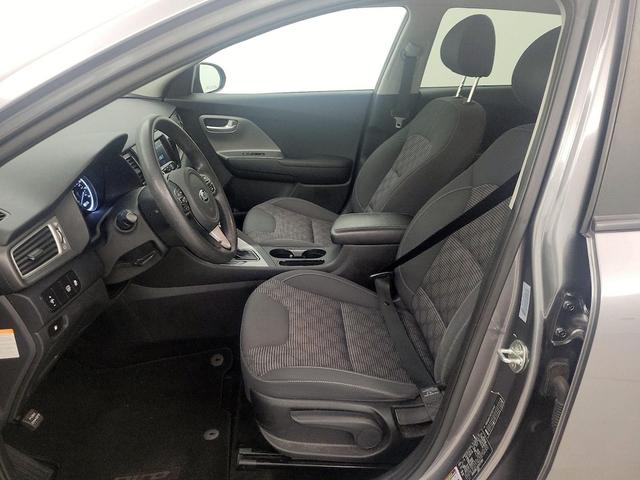 Photo of 2018 Gray Kia Niro