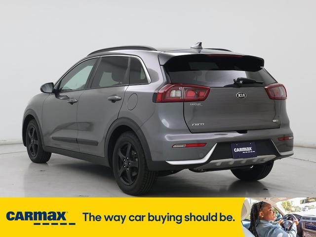 Photo of 2018 Gray Kia Niro