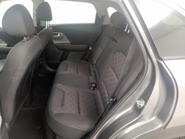 Photo of 2018 Gray Kia Niro