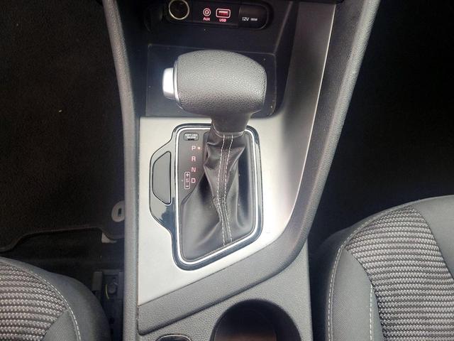 Photo of 2018 Gray Kia Niro