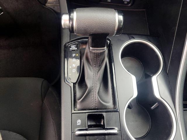 Photo of 2021 Black Kia K5
