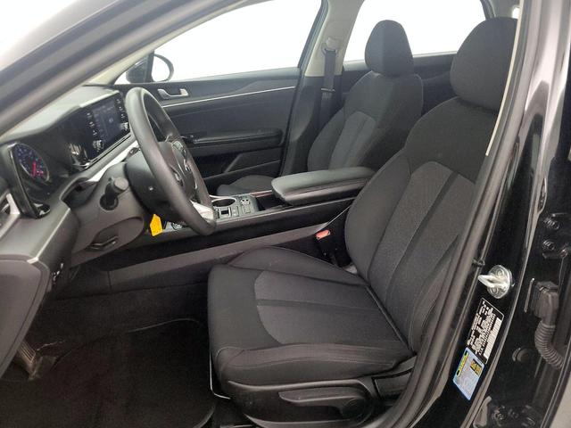 Photo of 2021 Black Kia K5