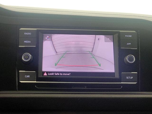 Photo of 2019 White Volkswagen Jetta