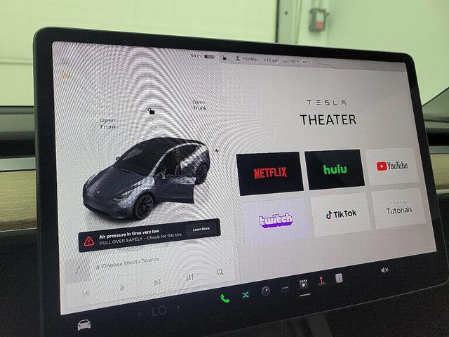 Photo of 2022 Gray Tesla Model Y