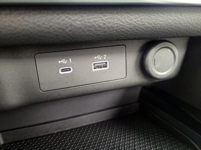 Photo of 2023 Black Nissan Rogue