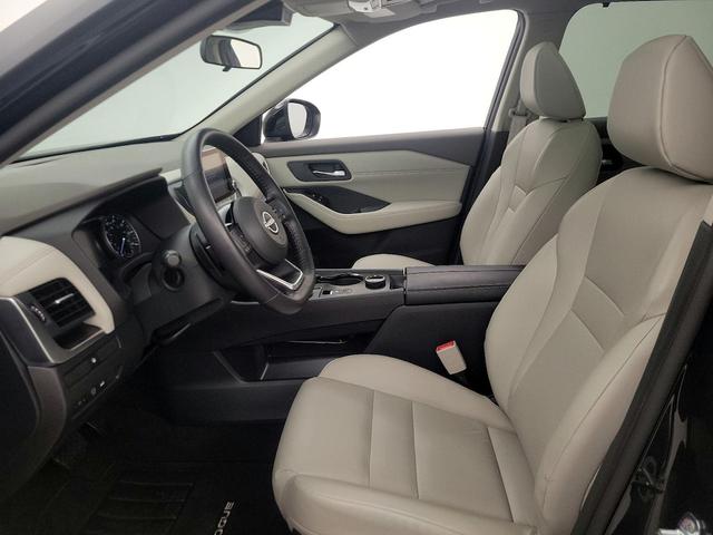 Photo of 2023 Black Nissan Rogue
