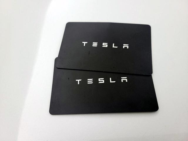 Photo of 2020 White Tesla Model 3