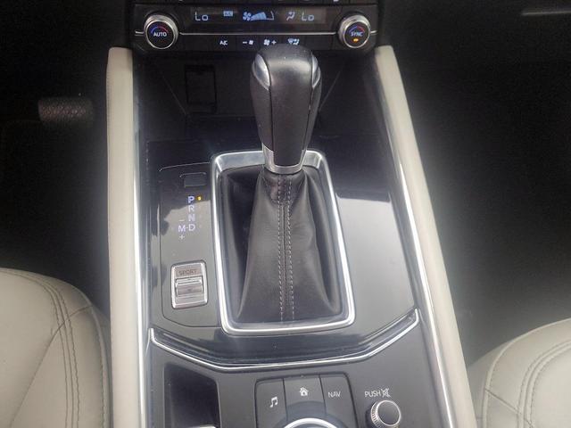 Photo of 2019 White Mazda CX-5