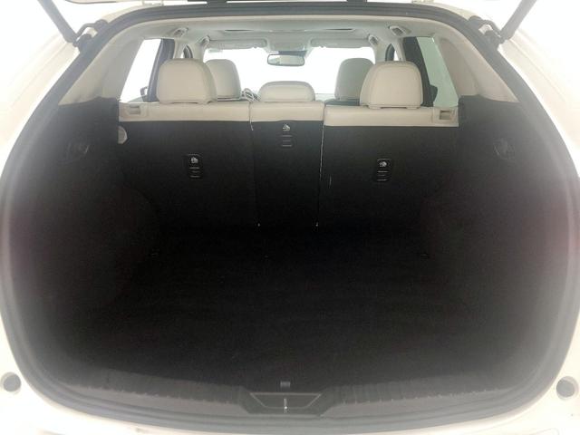 Photo of 2019 White Mazda CX-5