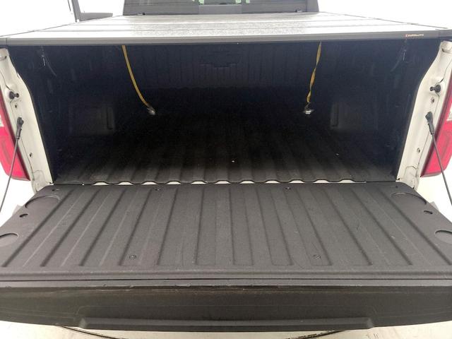 Photo of 2021 White Chevrolet Silverado 1500