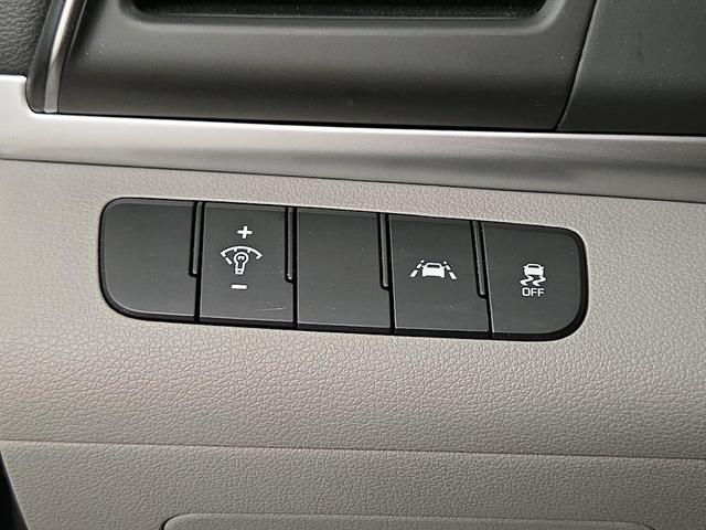 Photo of 2020 Blue Hyundai ELANTRA