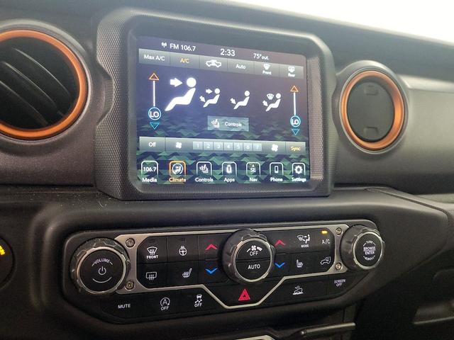 Photo of 2022 Gray Jeep Gladiator