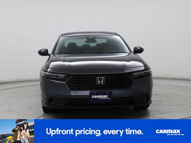 Photo of 2023 Gray Honda Accord