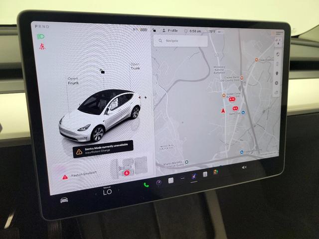 Photo of 2023 White Tesla Model Y