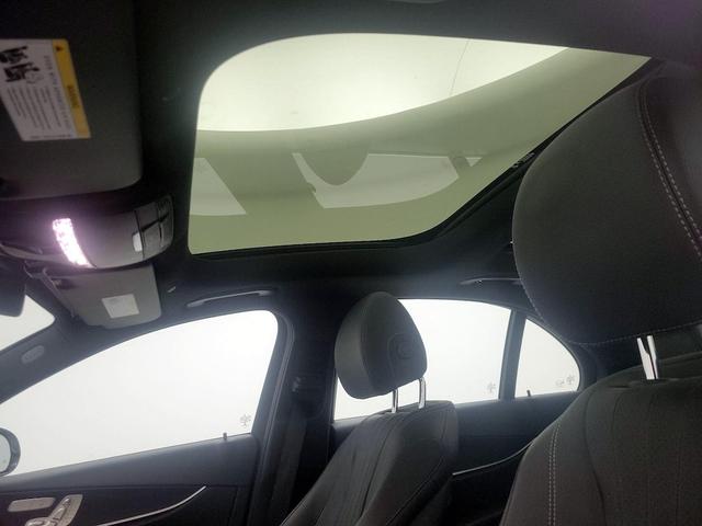 Photo of 2019 White Mercedes-Benz E-Class