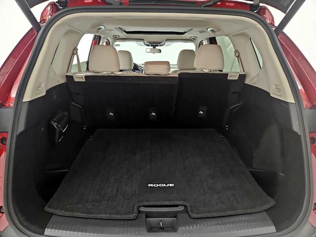 Photo of 2021 Red Nissan Rogue