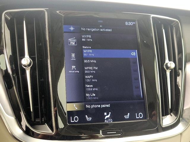 Photo of 2020 Gray Volvo S60