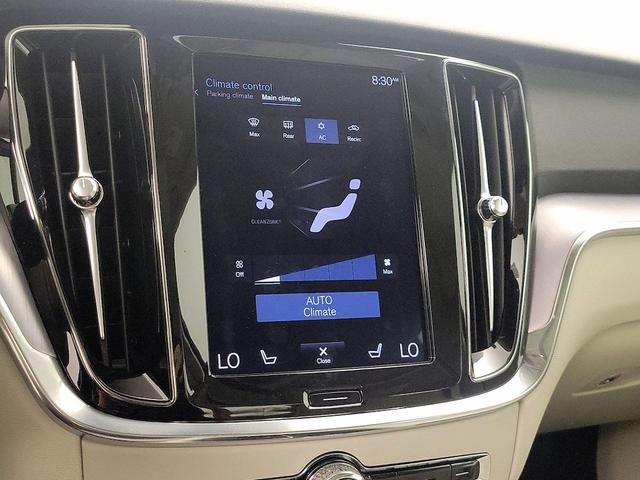 Photo of 2020 Gray Volvo S60