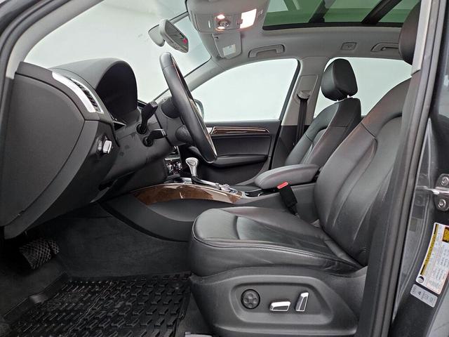 Photo of 2017 Gray Audi Q5