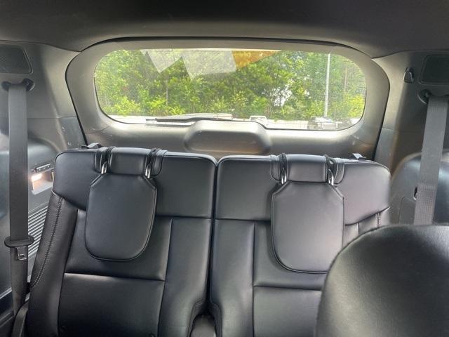 Photo of 2020 Star White Ford Explorer
